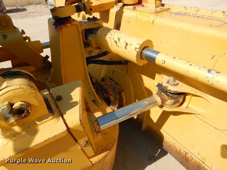 image for item DJ6559 2012 Komatsu D65EX-17  dozer
