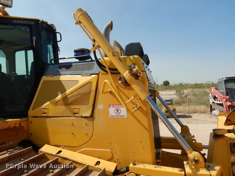 image for item DJ6559 2012 Komatsu D65EX-17  dozer