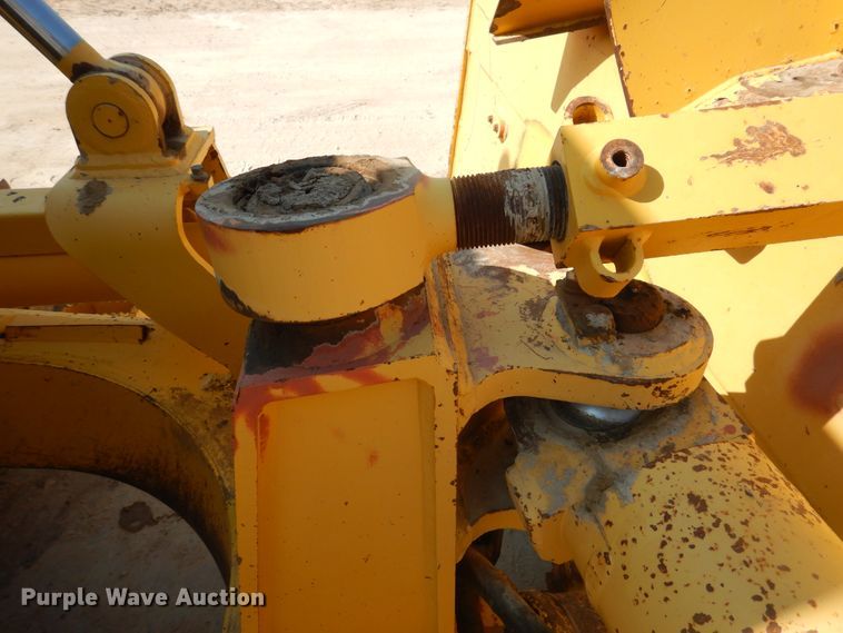 image for item DJ6559 2012 Komatsu D65EX-17  dozer