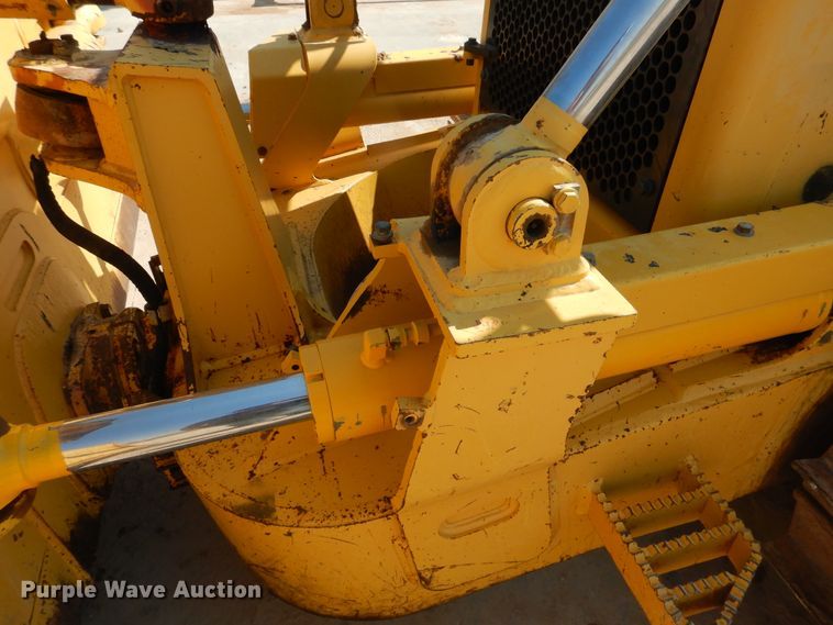 image for item DJ6559 2012 Komatsu D65EX-17  dozer
