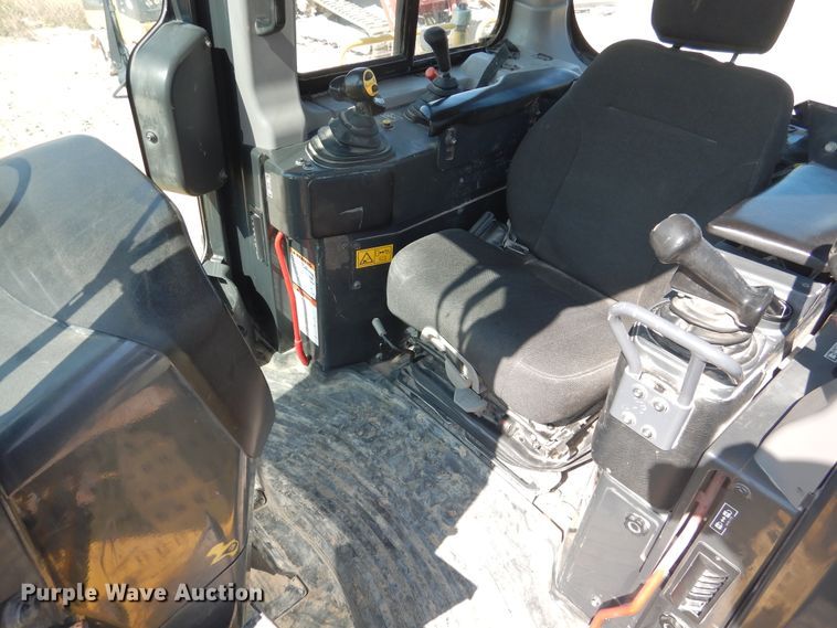 image for item DJ6559 2012 Komatsu D65EX-17  dozer