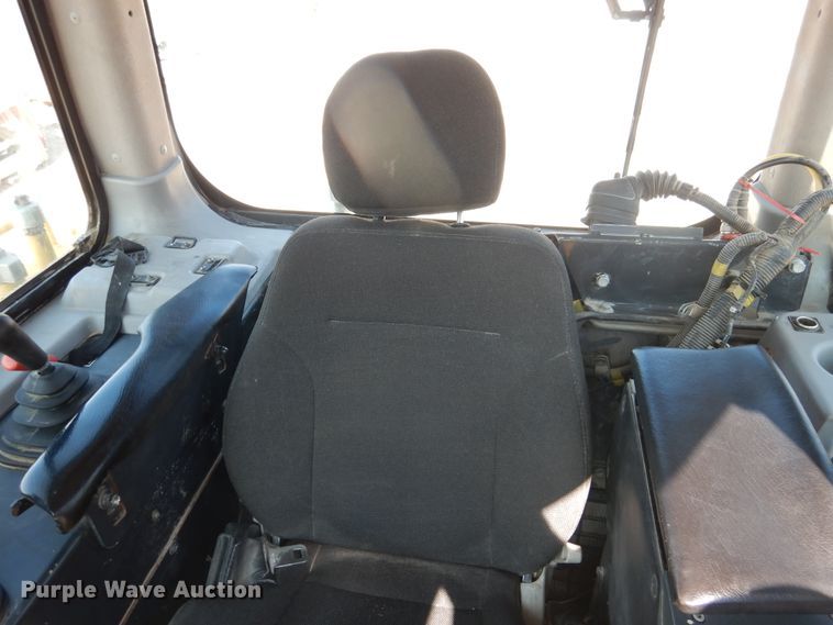 image for item DJ6559 2012 Komatsu D65EX-17  dozer