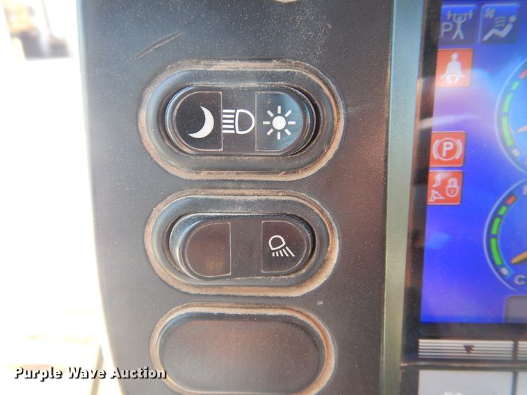 image for item DJ6559 2012 Komatsu D65EX-17  dozer