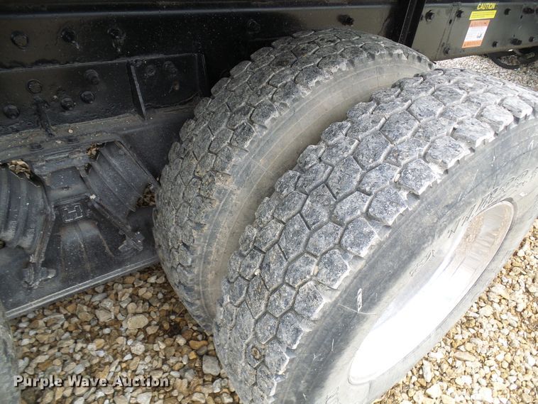 image for item EP9905 2000 Peterbilt 357  dump truck