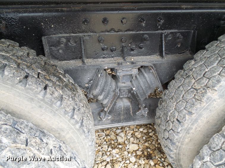 image for item EP9905 2000 Peterbilt 357  dump truck