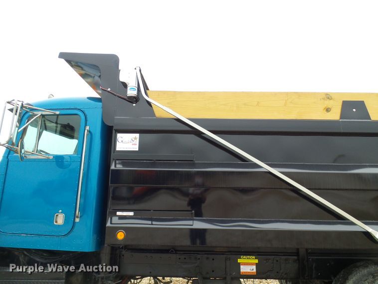 image for item EP9905 2000 Peterbilt 357  dump truck