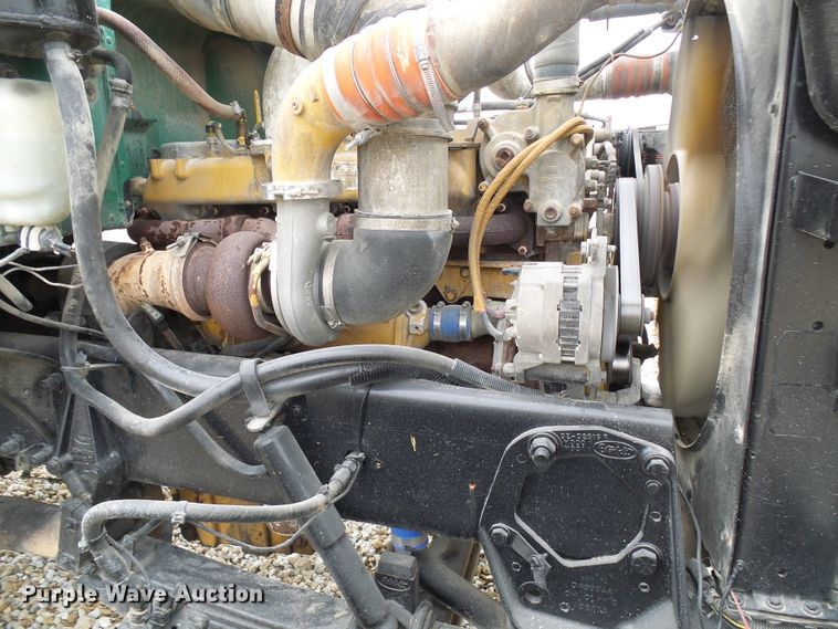 image for item EP9905 2000 Peterbilt 357  dump truck