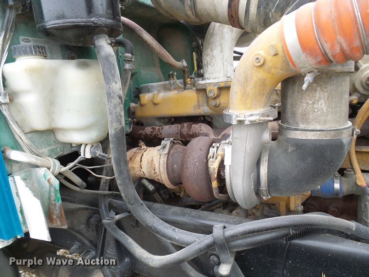 image for item EP9905 2000 Peterbilt 357  dump truck