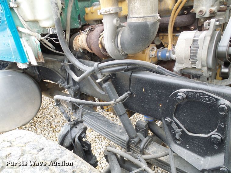 image for item EP9905 2000 Peterbilt 357  dump truck