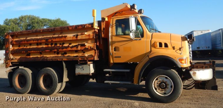 image for item FT9006 2006 Sterling L-Line  dump truck