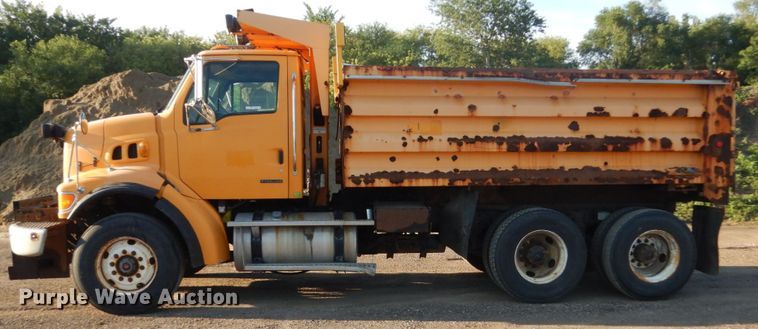 image for item FT9006 2006 Sterling L-Line  dump truck