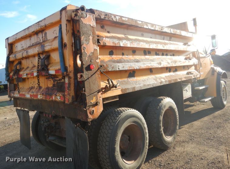 image for item FT9006 2006 Sterling L-Line  dump truck