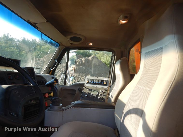 image for item FT9006 2006 Sterling L-Line  dump truck