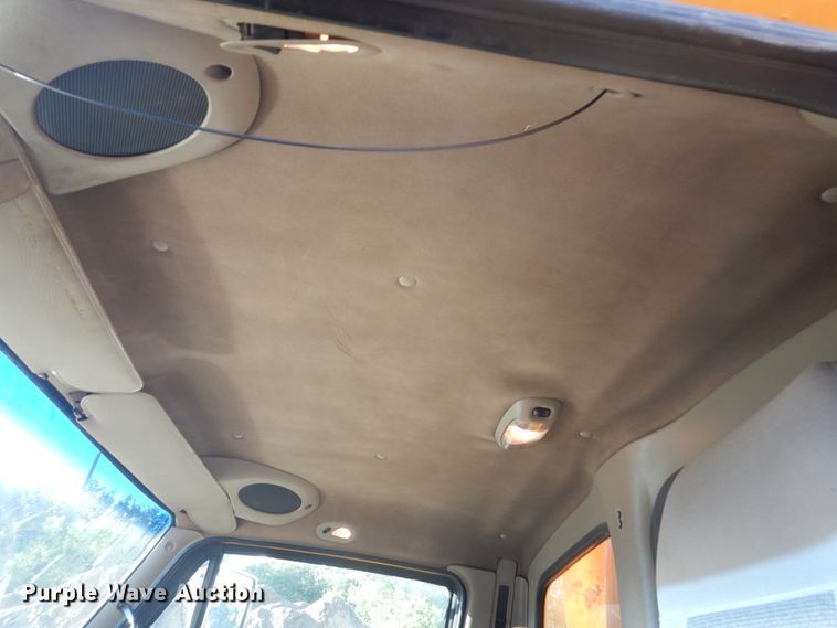 image for item FT9006 2006 Sterling L-Line  dump truck