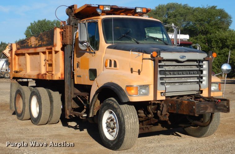 image for item FT9007 2001 Sterling L-Line  dump truck