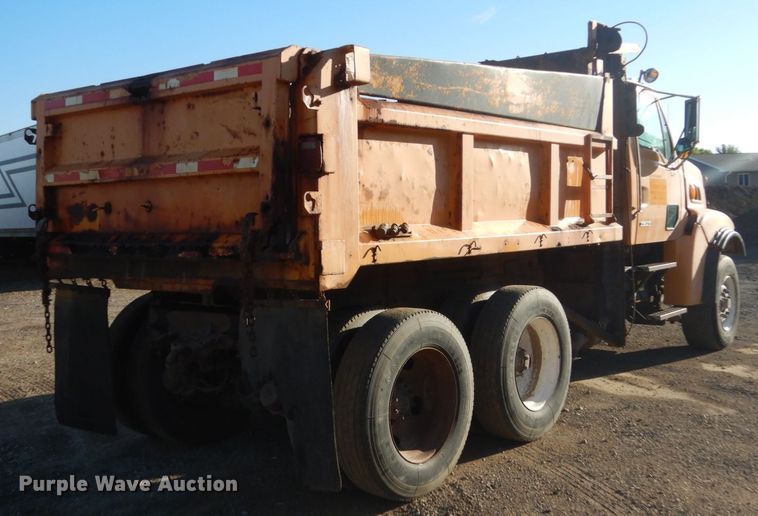 image for item FT9007 2001 Sterling L-Line  dump truck