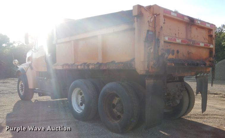 image for item FT9007 2001 Sterling L-Line  dump truck