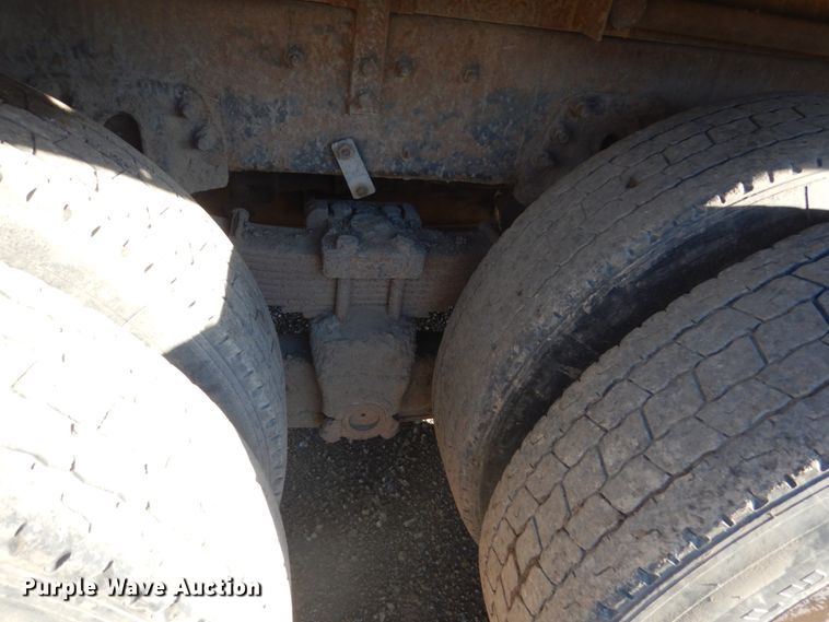 image for item FT9007 2001 Sterling L-Line  dump truck