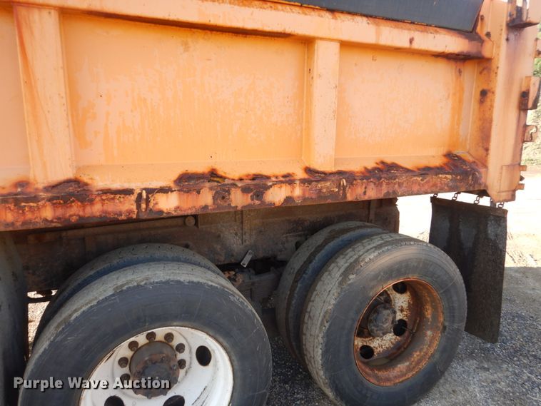 image for item FT9007 2001 Sterling L-Line  dump truck