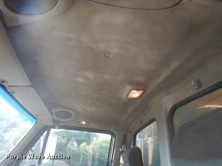 image for item FT9007 2001 Sterling L-Line  dump truck