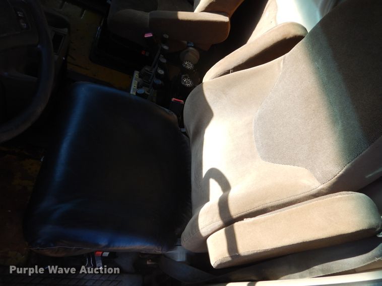 image for item FT9007 2001 Sterling L-Line  dump truck