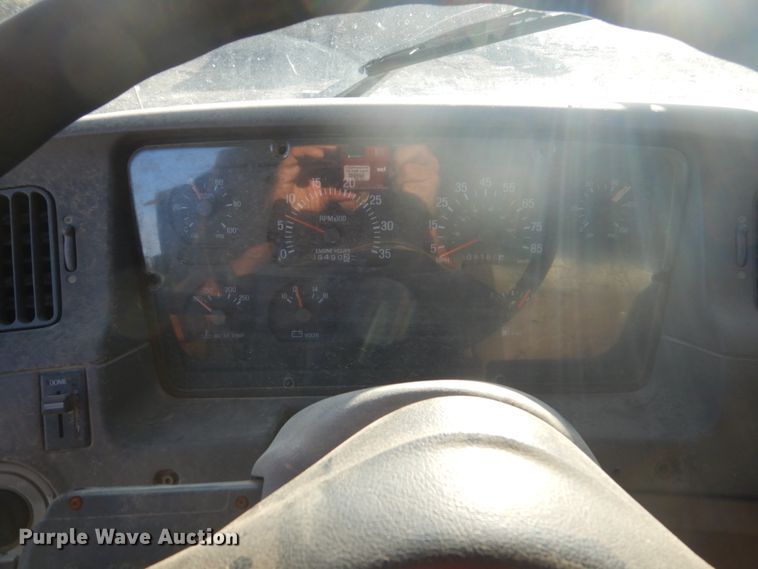 image for item FT9007 2001 Sterling L-Line  dump truck