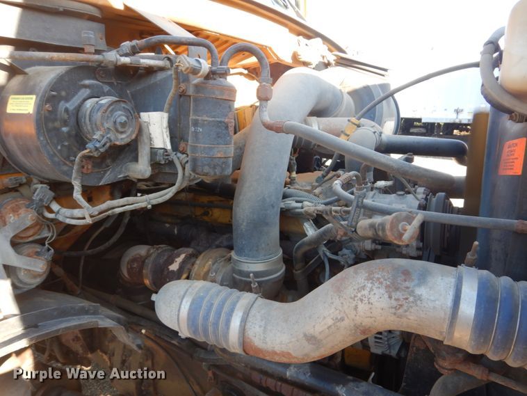 image for item FT9007 2001 Sterling L-Line  dump truck