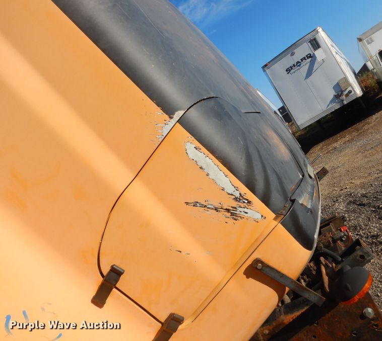 image for item FT9007 2001 Sterling L-Line  dump truck