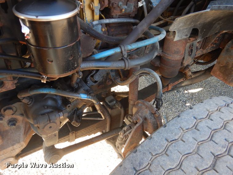 image for item FT9007 2001 Sterling L-Line  dump truck