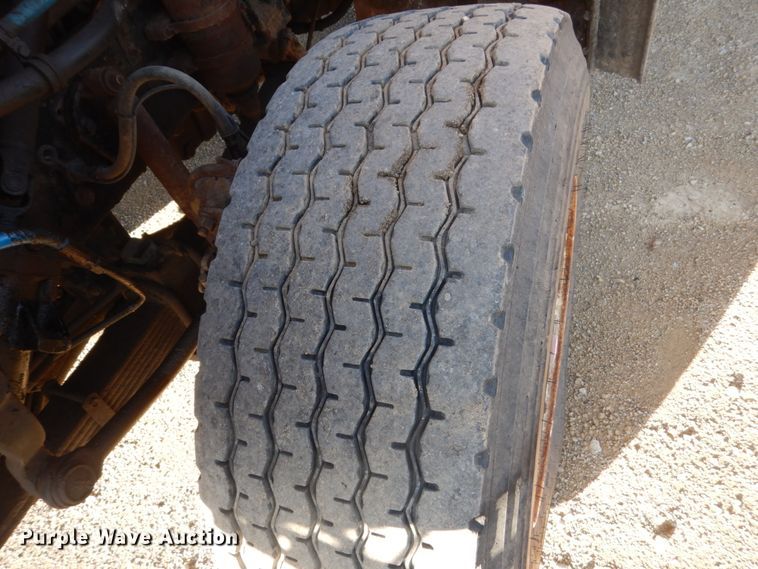 image for item FT9007 2001 Sterling L-Line  dump truck