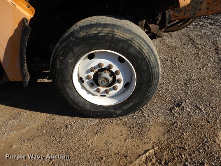 image for item FT9007 2001 Sterling L-Line  dump truck