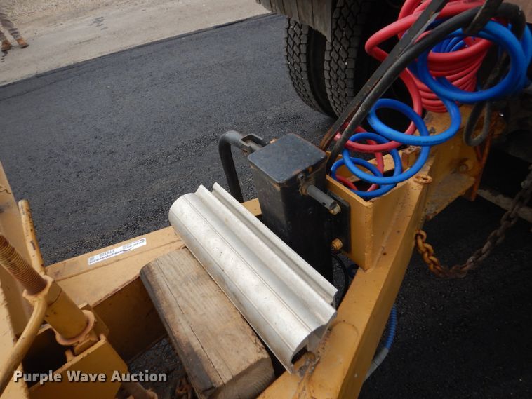 image for item FT9120 1981 Wisconsin 700-16 tilt deck equipment trailer