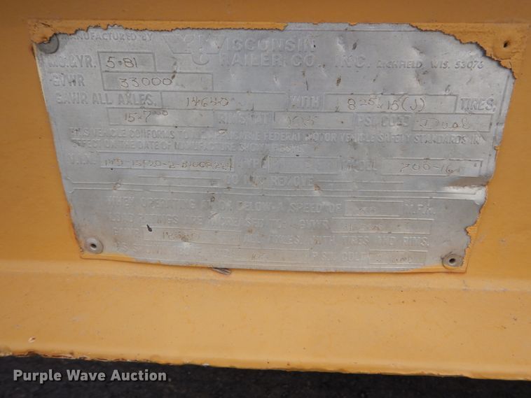 image for item FT9120 1981 Wisconsin 700-16 tilt deck equipment trailer