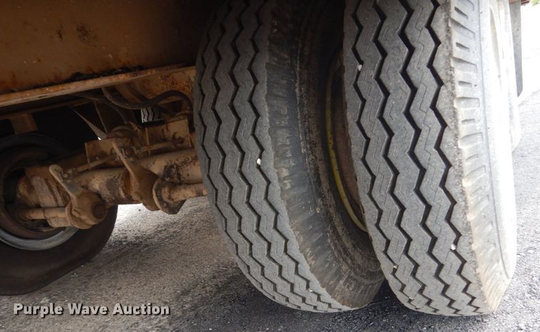 image for item FT9120 1981 Wisconsin 700-16 tilt deck equipment trailer