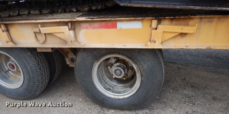 image for item FT9120 1981 Wisconsin 700-16 tilt deck equipment trailer