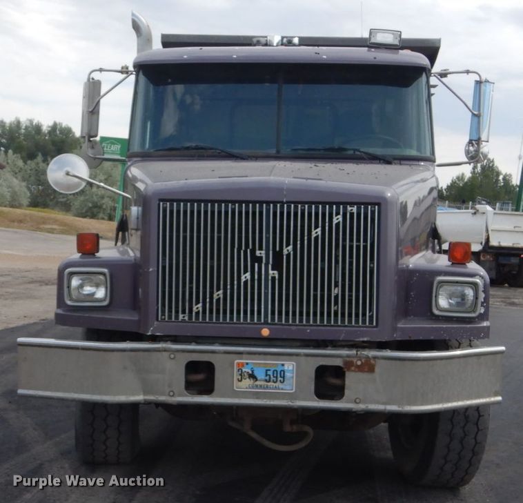 image for item FT9121 1997 Volvo WG  dump truck