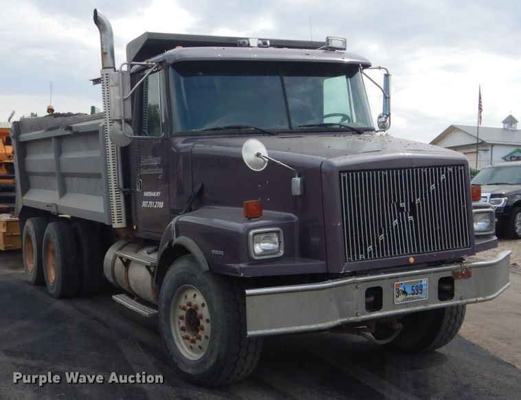 image for item FT9121 1997 Volvo WG  dump truck