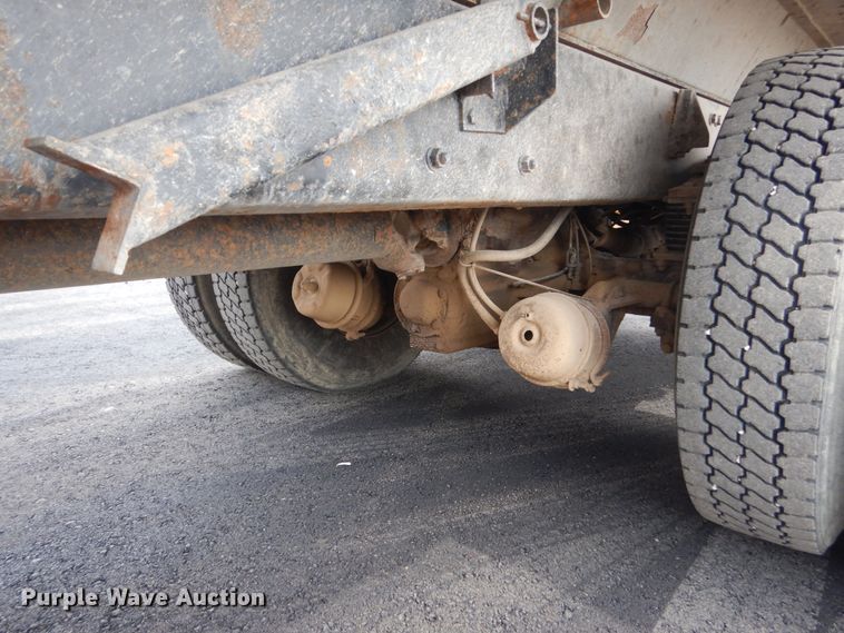 image for item FT9121 1997 Volvo WG  dump truck