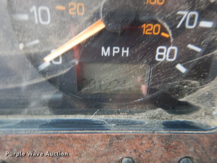 image for item FT9121 1997 Volvo WG  dump truck