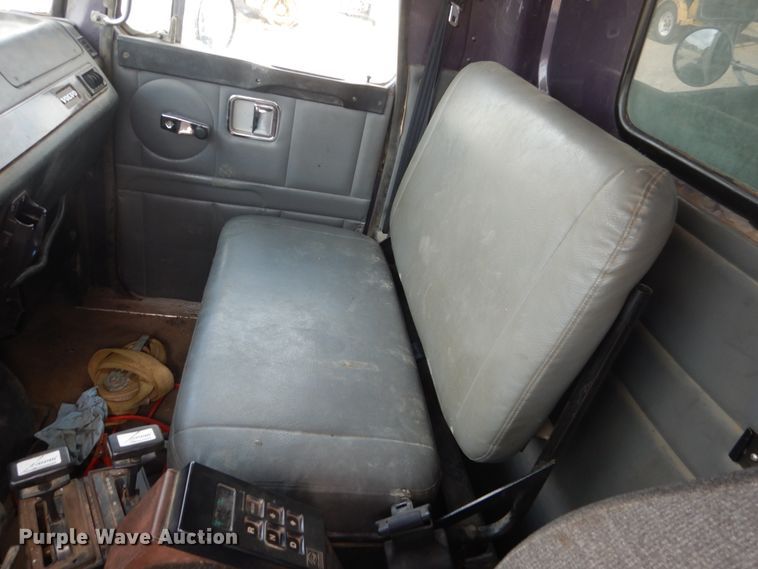 image for item FT9121 1997 Volvo WG  dump truck