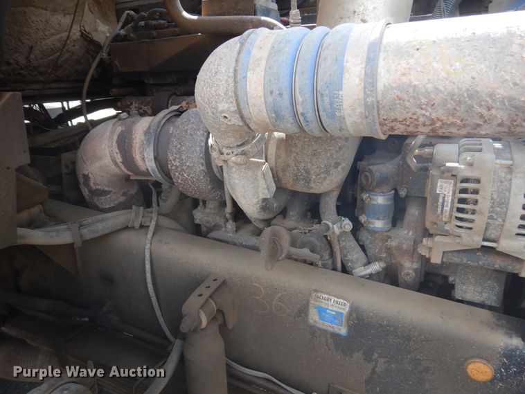 image for item FT9121 1997 Volvo WG  dump truck