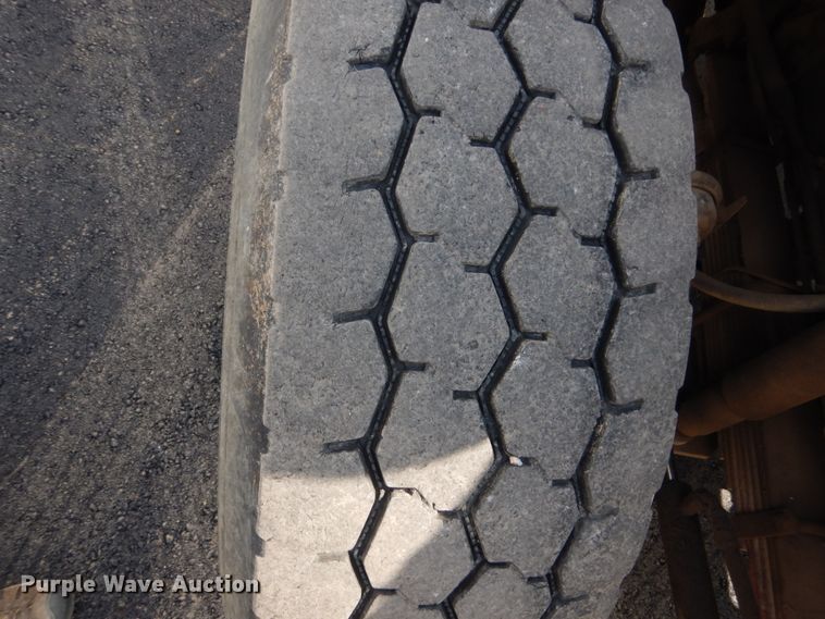 image for item FT9121 1997 Volvo WG  dump truck