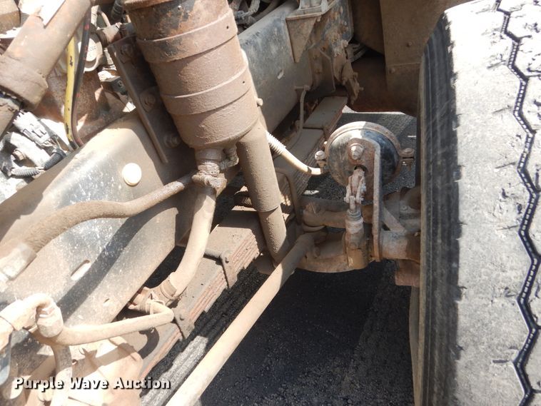 image for item FT9121 1997 Volvo WG  dump truck