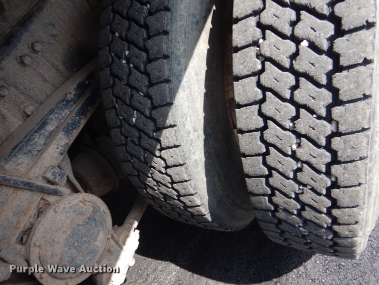 image for item FT9121 1997 Volvo WG  dump truck