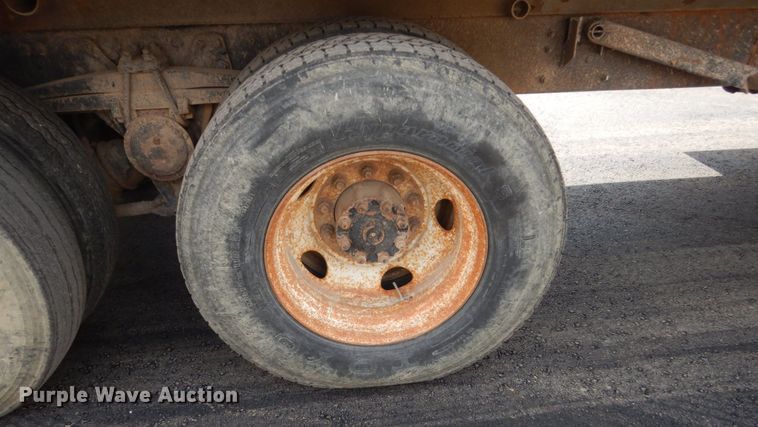 image for item FT9121 1997 Volvo WG  dump truck