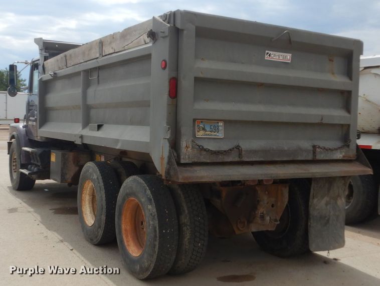 image for item FT9122 1997 Volvo WG  dump truck