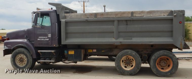 image for item FT9122 1997 Volvo WG  dump truck
