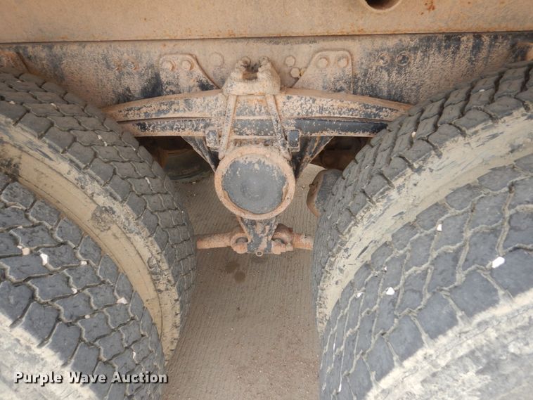 image for item FT9122 1997 Volvo WG  dump truck