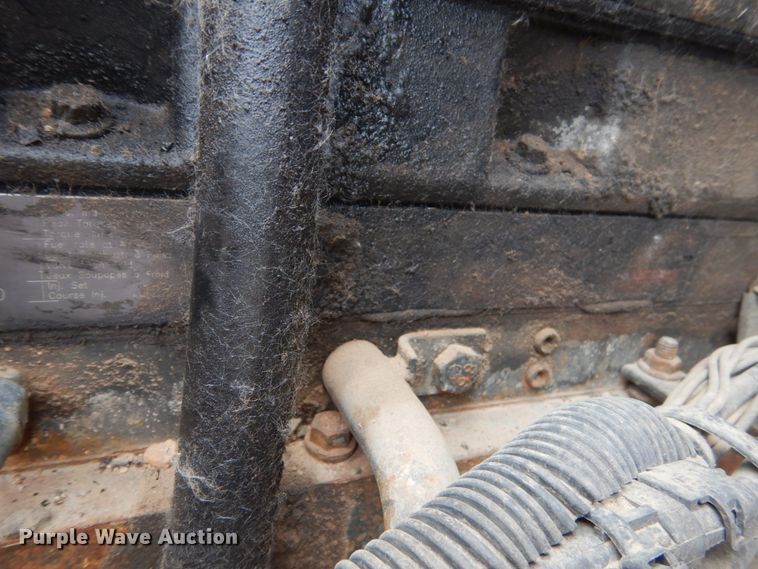 image for item FT9122 1997 Volvo WG  dump truck