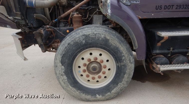 image for item FT9122 1997 Volvo WG  dump truck